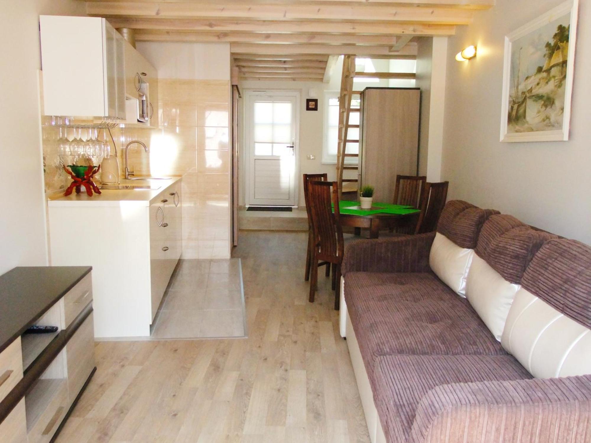 Irinos Apartamentai Nida Luaran gambar